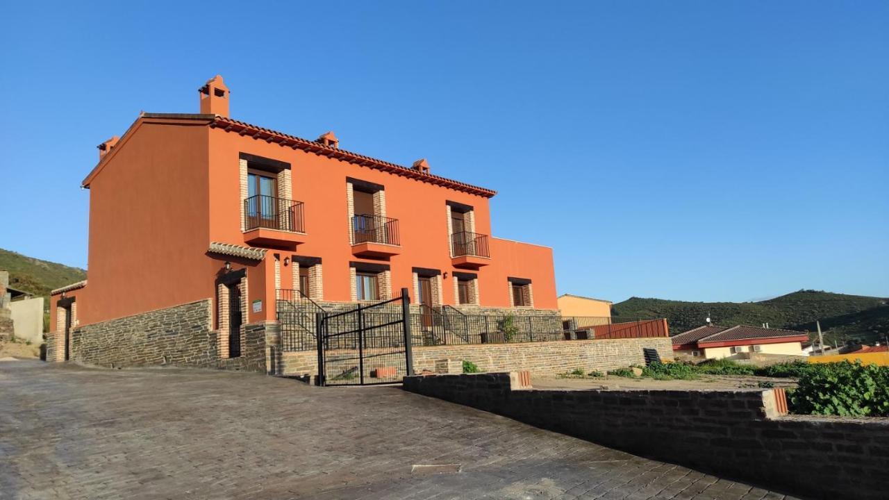 Casa Rural La Colmena Del Geoparque Navatrasierra Eksteriør bilde
