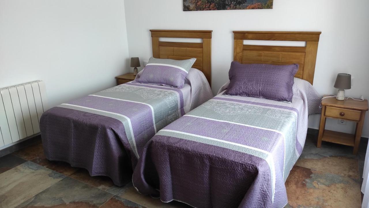 Casa Rural La Colmena Del Geoparque Navatrasierra Eksteriør bilde
